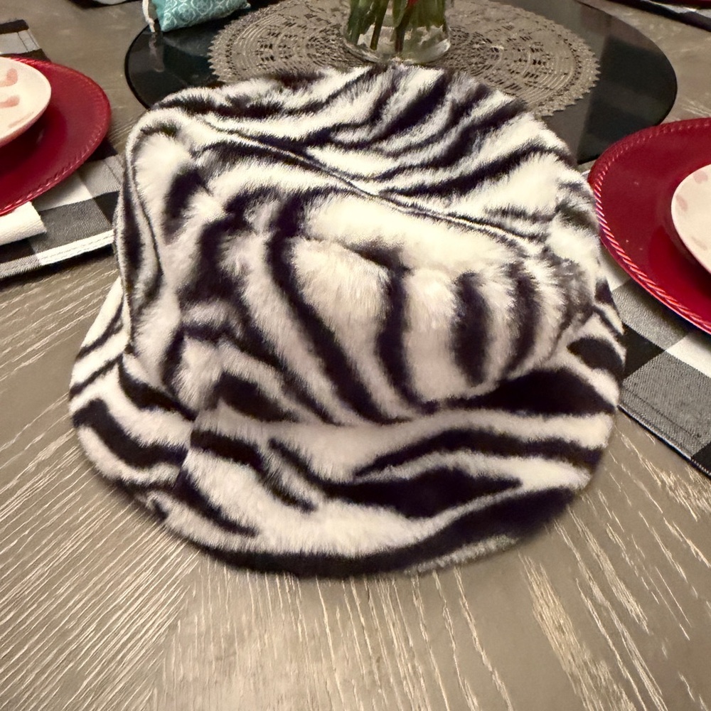 Icing Black and White Faux Fur Hat